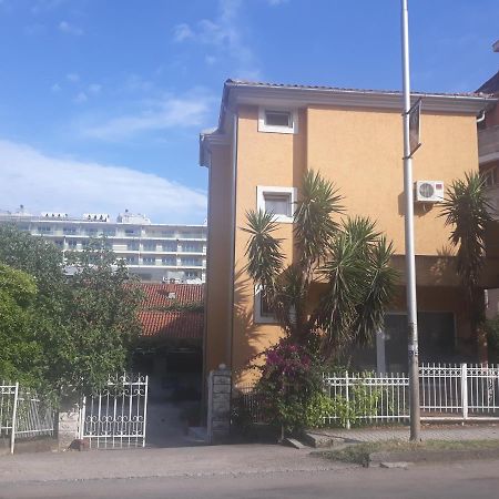 Astakos Apartments בודווה מראה חיצוני תמונה
