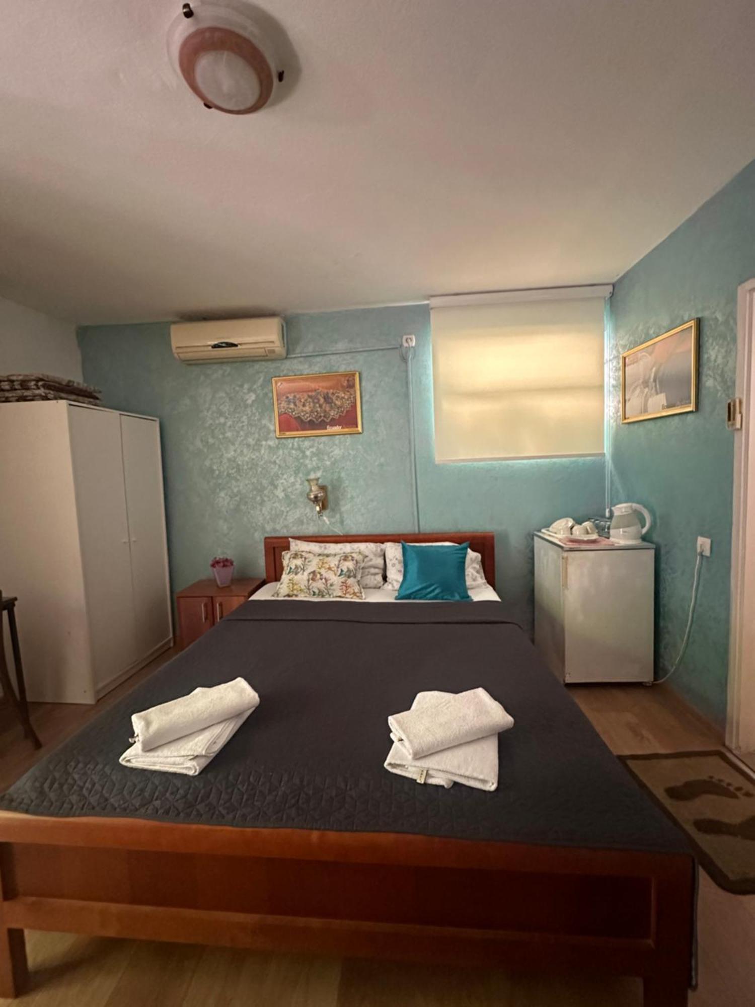 Astakos Apartments בודווה מראה חיצוני תמונה