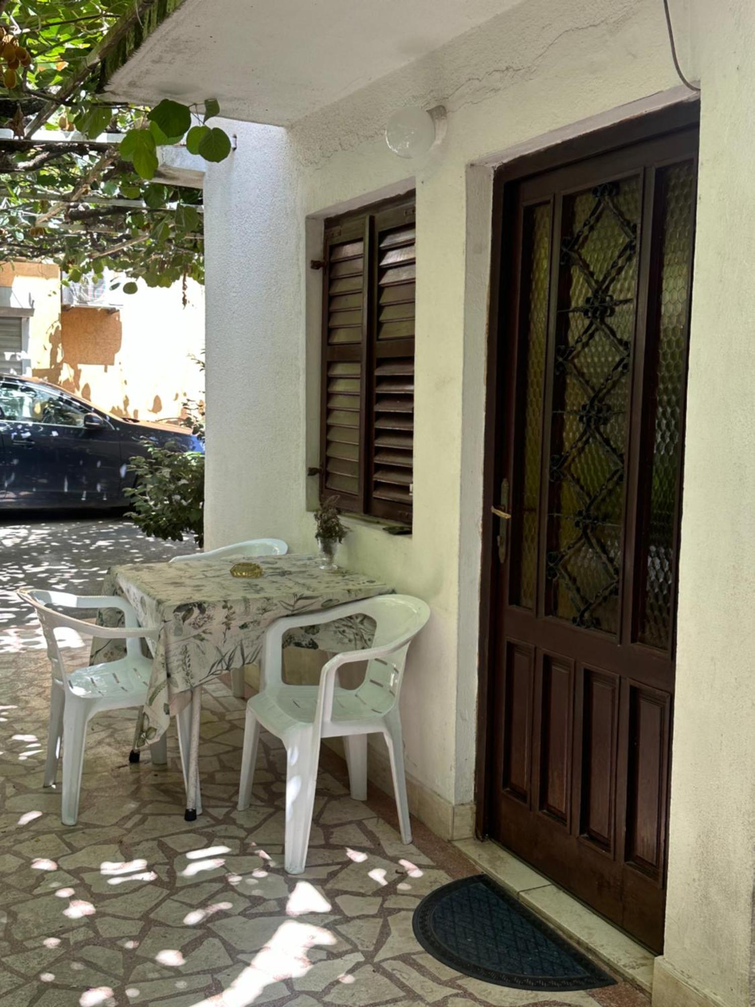 Astakos Apartments בודווה מראה חיצוני תמונה